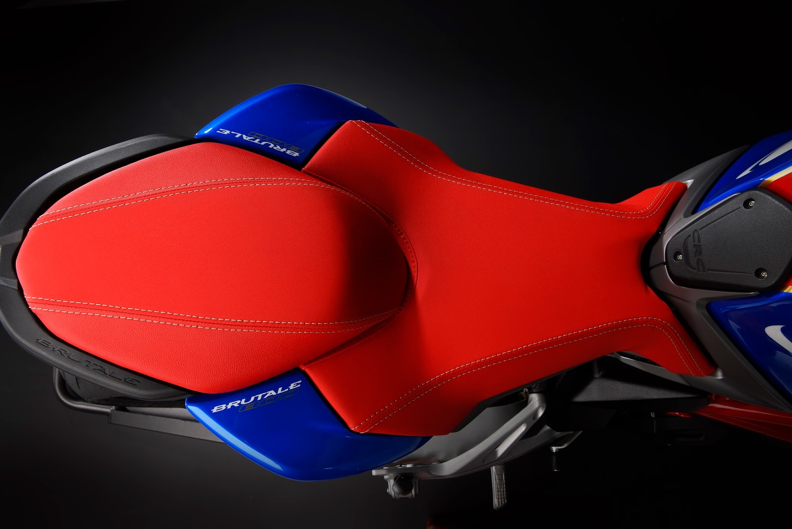 Racing Cafè: MV Agusta Brutale 800 America 2017 (Usa)