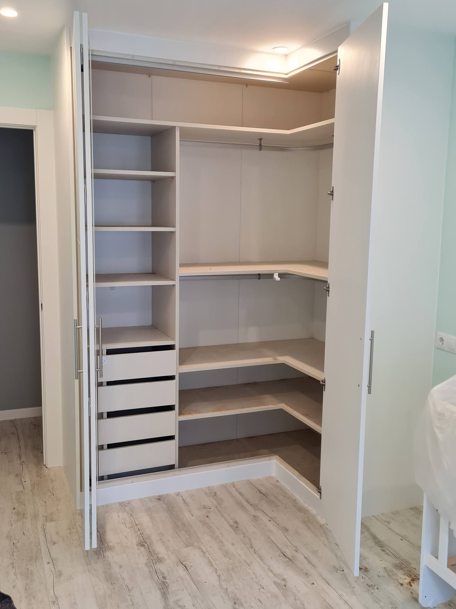 CARPINTERO FERNANDO G. CALLEJA