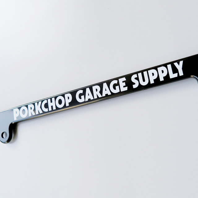 PORKCHOP/ポークチョップ】人気の PORKCHOP LICENSE FRAME が再入荷