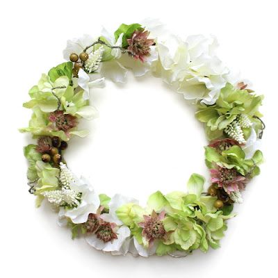 デルフィニウムの花冠（ホワイトグリーン）＿ウェディングヘッドドレス・花髪飾りairaka