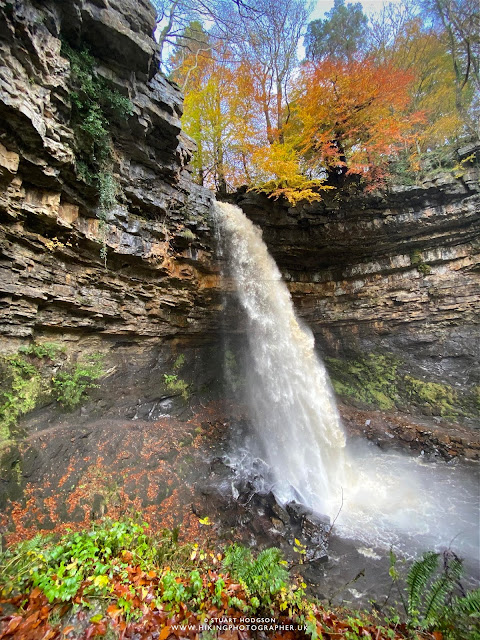 Hardraw Force waterfall walk short highest tallest waterfall England Yorkshire Dales map route Hawes