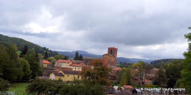 Manglieu, le village, église, auvergne, puy de dôme, abbatiale,