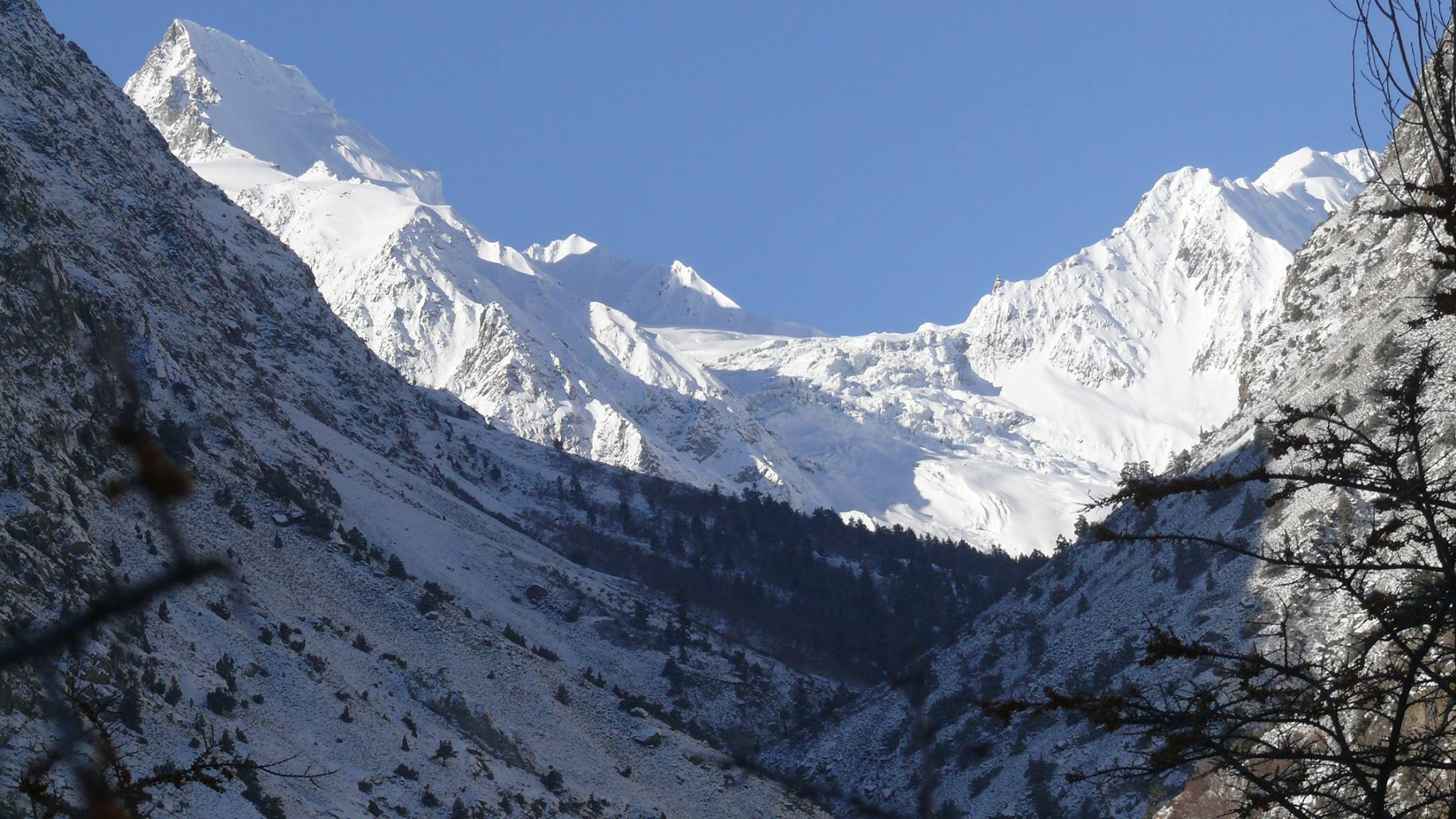 highest peak in Ishkoman valley. Bad Swat glacier. Bad Swat Sar 5769 m Bad Swat glacier Bad Swat valley Ishkoman. glacier in Ishkoman valley