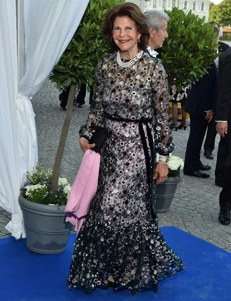 Prince Max of Bavaria, Duke Herzog in Bayern at Nymphenburg Palace. Queen Silvia wore Malane Birger, Valentino printed silk dress