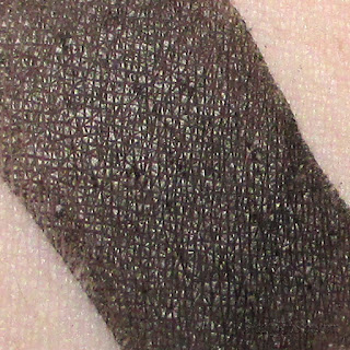 Makeup Forever Artist Shadow M-100 Swatch Makeup Forever Artist Shadow M-100 Swatch