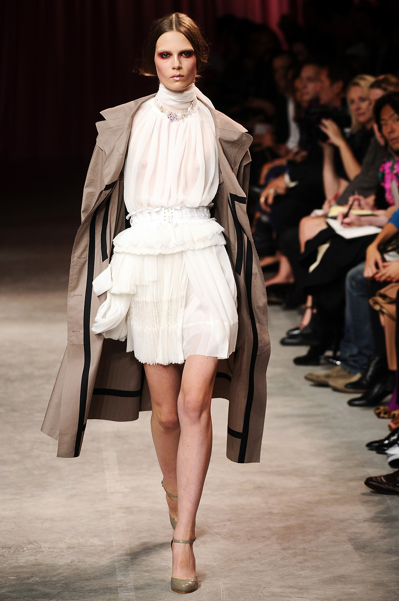 First Year Contextuals: Nina Ricci RTW S/S 11 collection by Peter ...