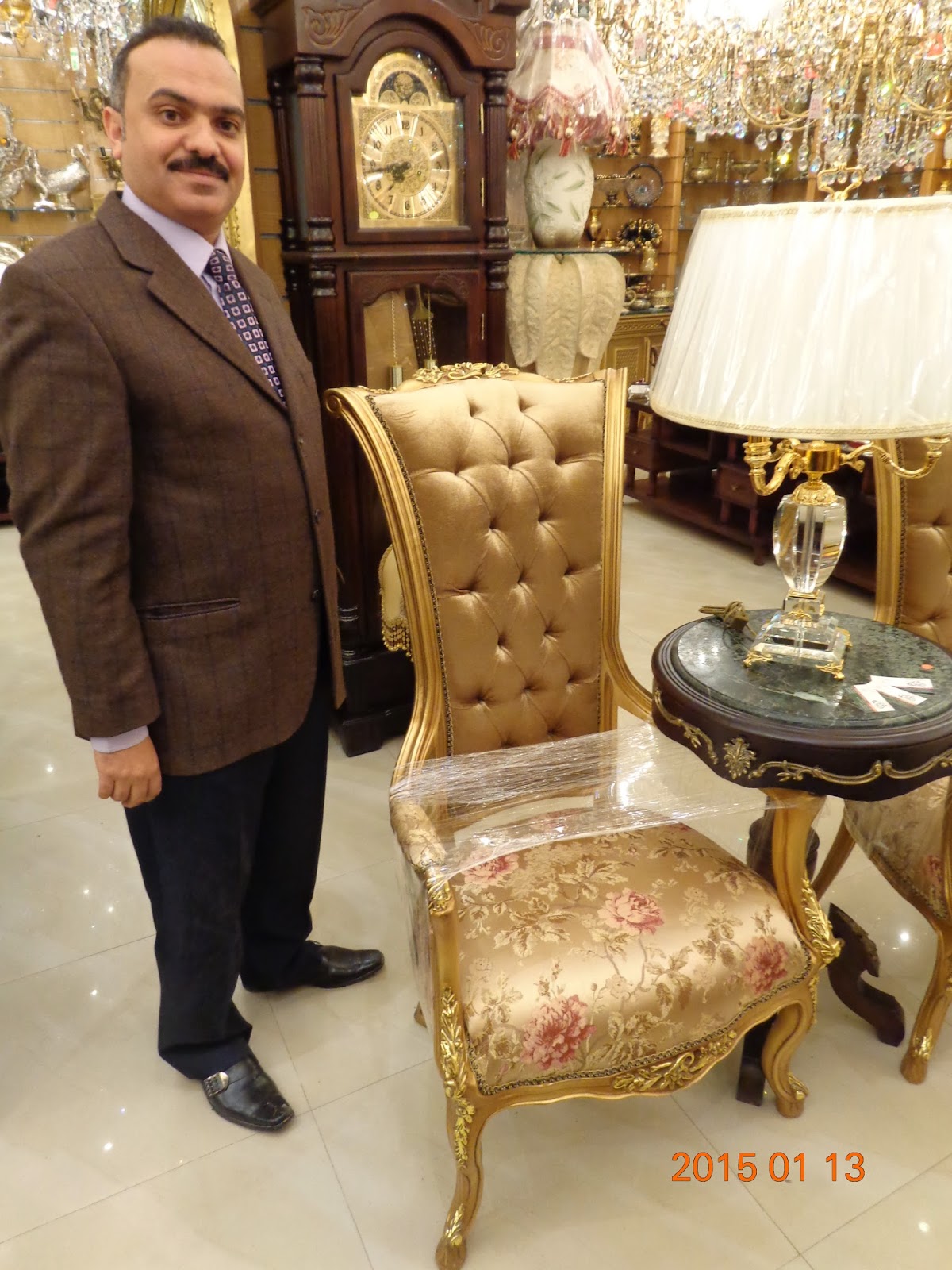 يحيي اللقاني في معرض وليد الصفتي ل نجف قنديل مصر ديكور يحيي