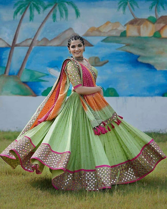 The Beautiful Lehenga Choli: A Closer Look at India's Special Traditional  Outfit | by Virat | Medium