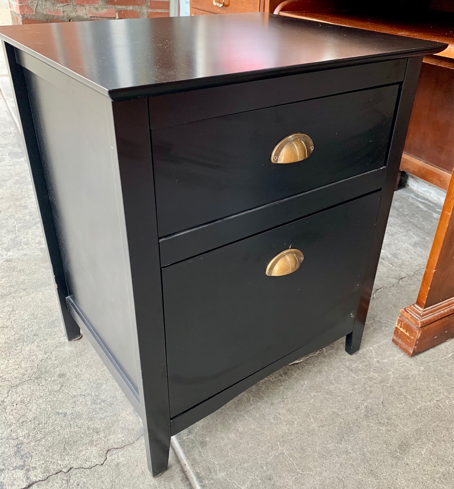 UHURU FURNITURE & COLLECTIBLES SOLD 102872 Black 2 Drawer Nightstand