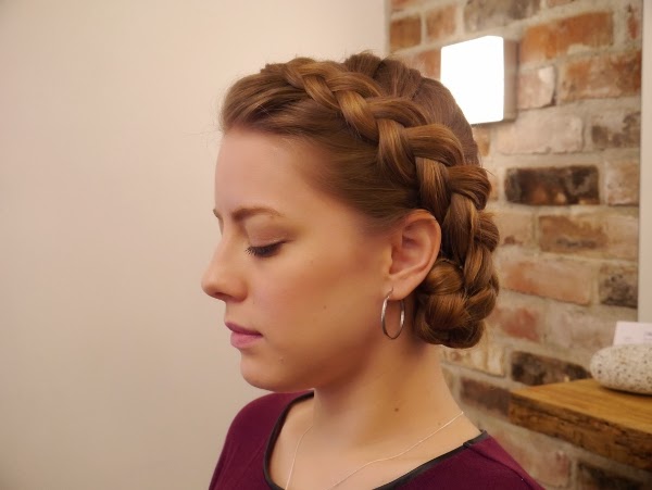 TRiM Holiday Hair Tutorial #2: The 3D Braid Updo - Solo Lisa