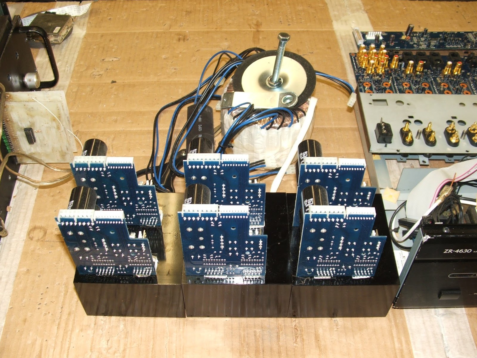 My Commentary and Technical help: Niles ZR 4630 tear down and rebuild