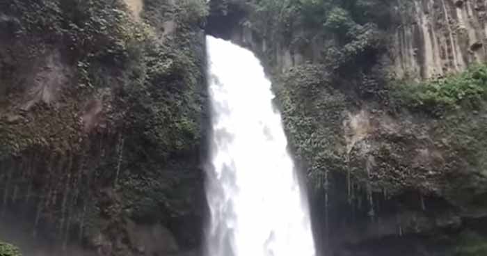 Air Terjun Lubuk Kembang Bunga