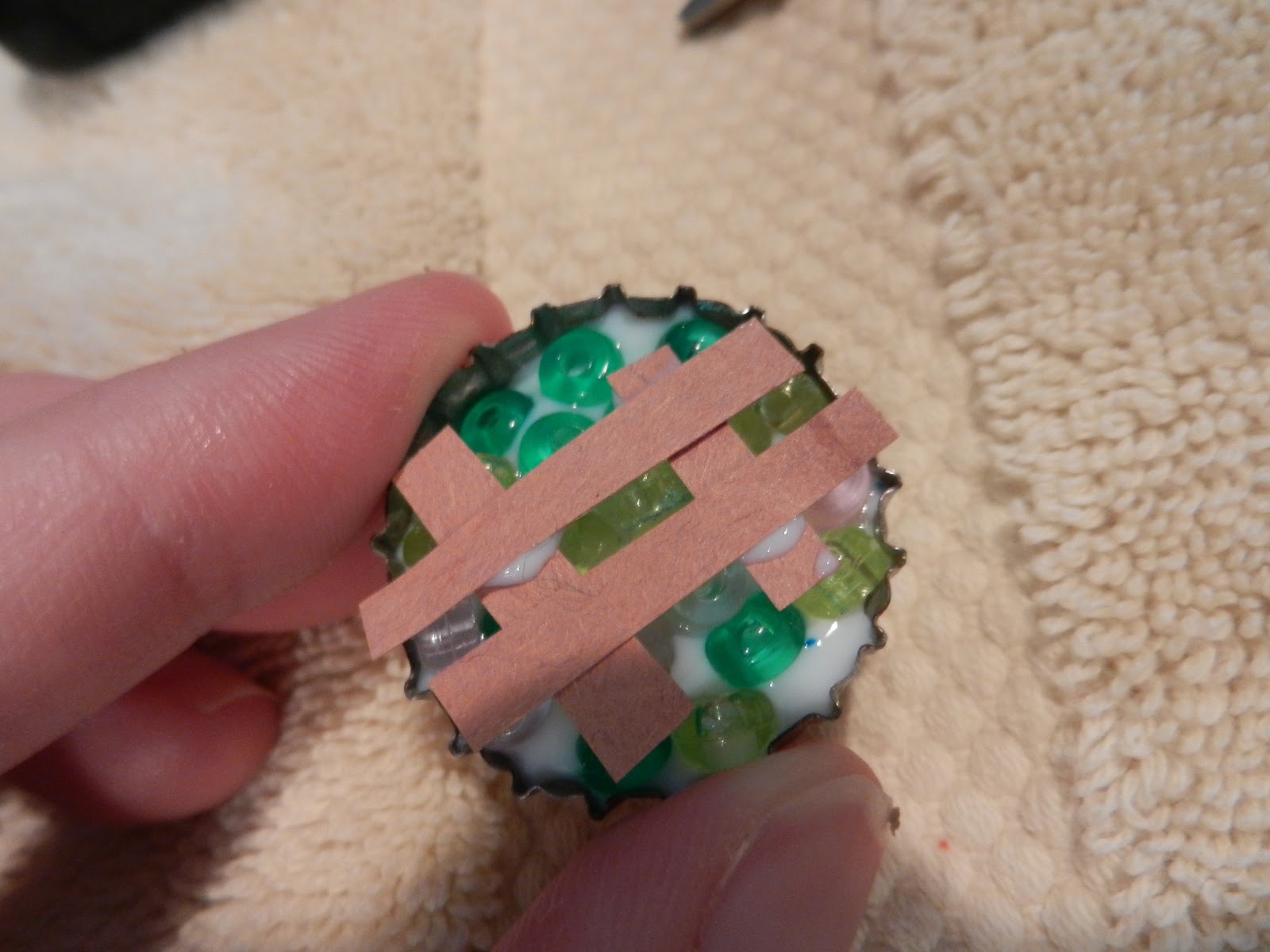 Painted Kiwis: Pie Pins/ Girl Scout Swaps