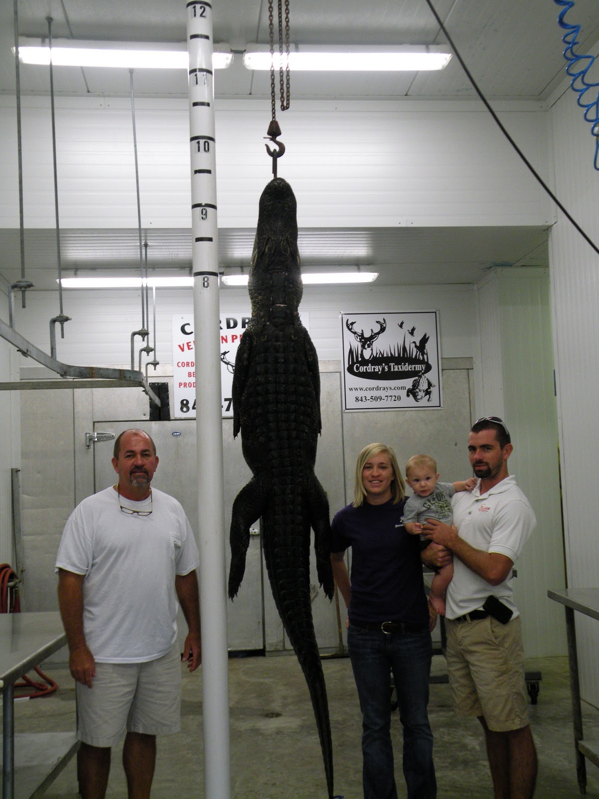 Cordray's David Pulliam and his family show off their big 9.5 foot