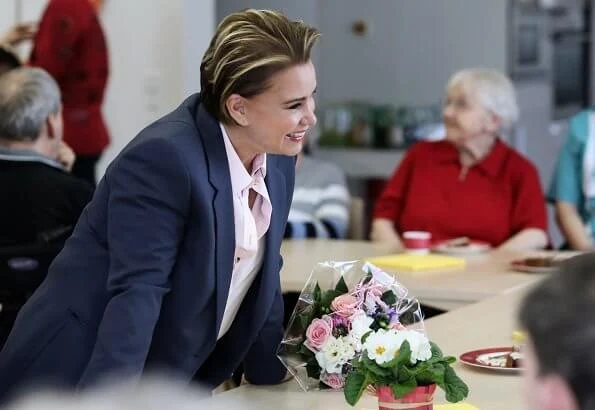 Grand Duchess Maria Teresa visited the Pontalize multifunctional gerontological center in Ettelbruck. Meghan Markle, Duchess of Sussex