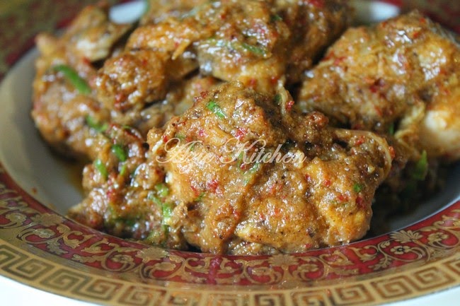 Rendang Ayam Nur Qaseh - Azie Kitchen
