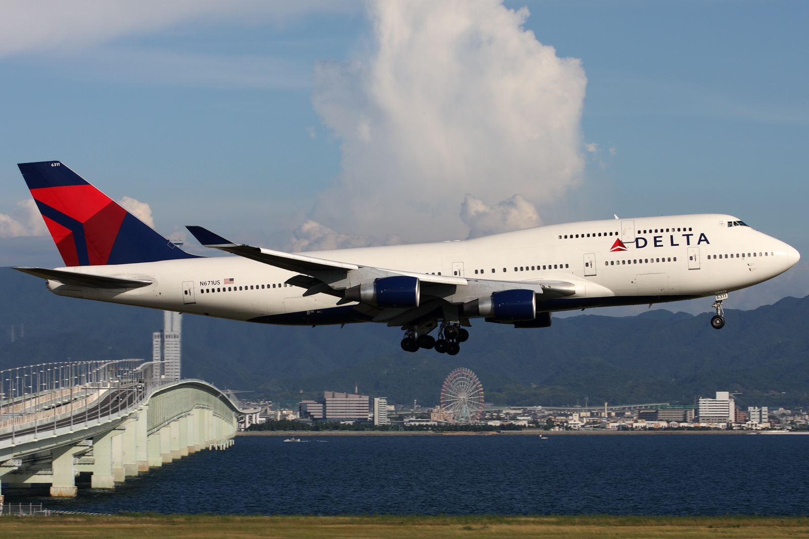 Delta Airlines Boeing 747 United Airlines And Travelling