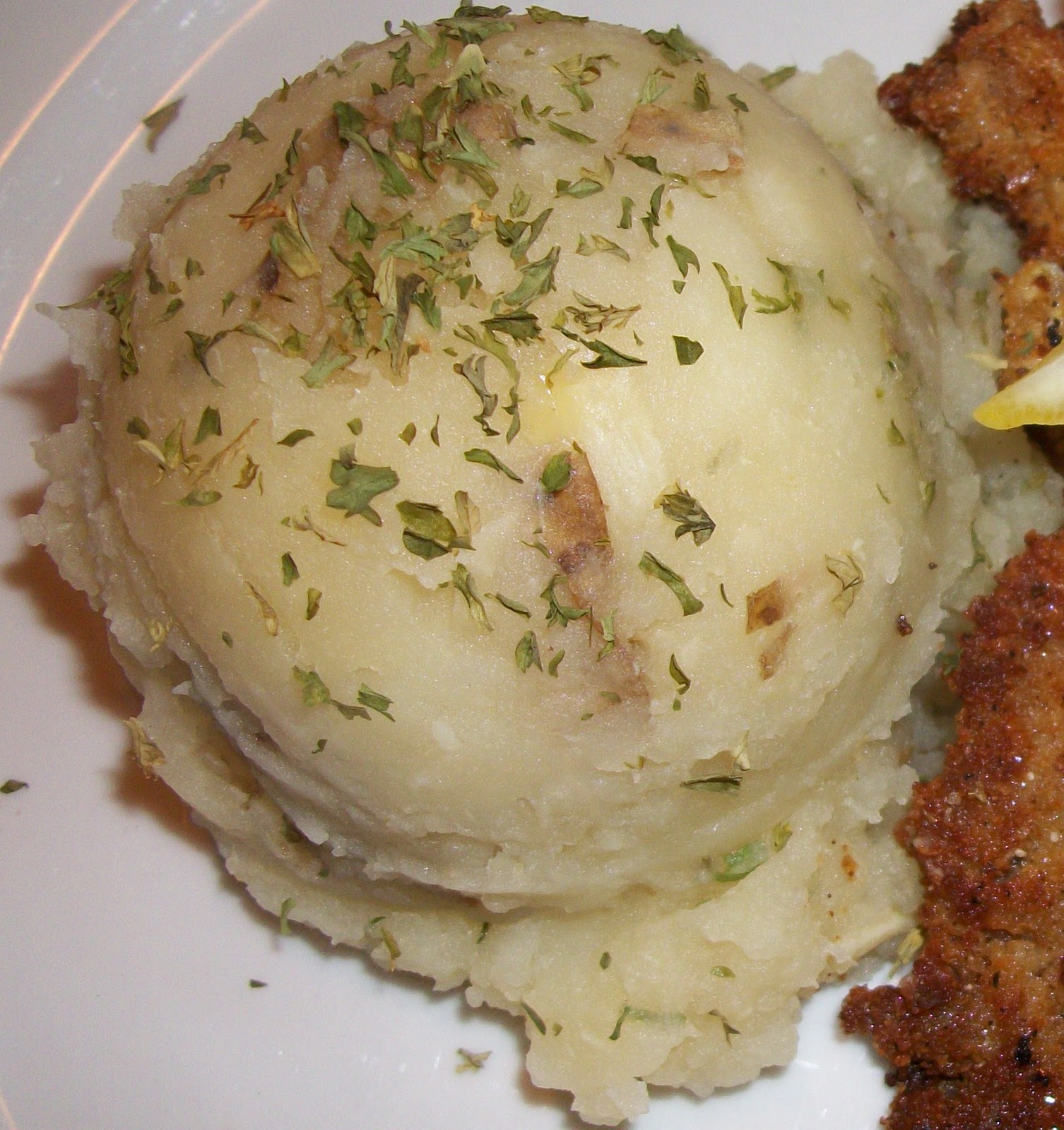 Heart, Hands, Home Roasted Garlic Mashed Potatoes (Dairy Free)