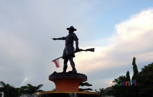 Monumen Nani wartabone