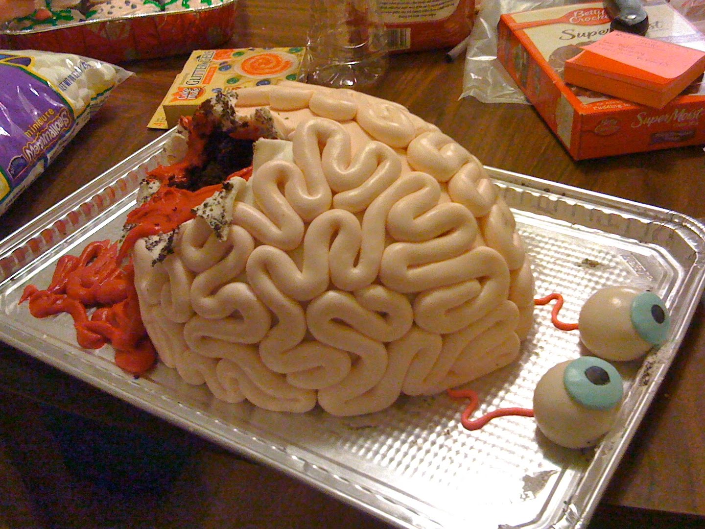 Что сделать сходить. Торты в виде мозга человека.