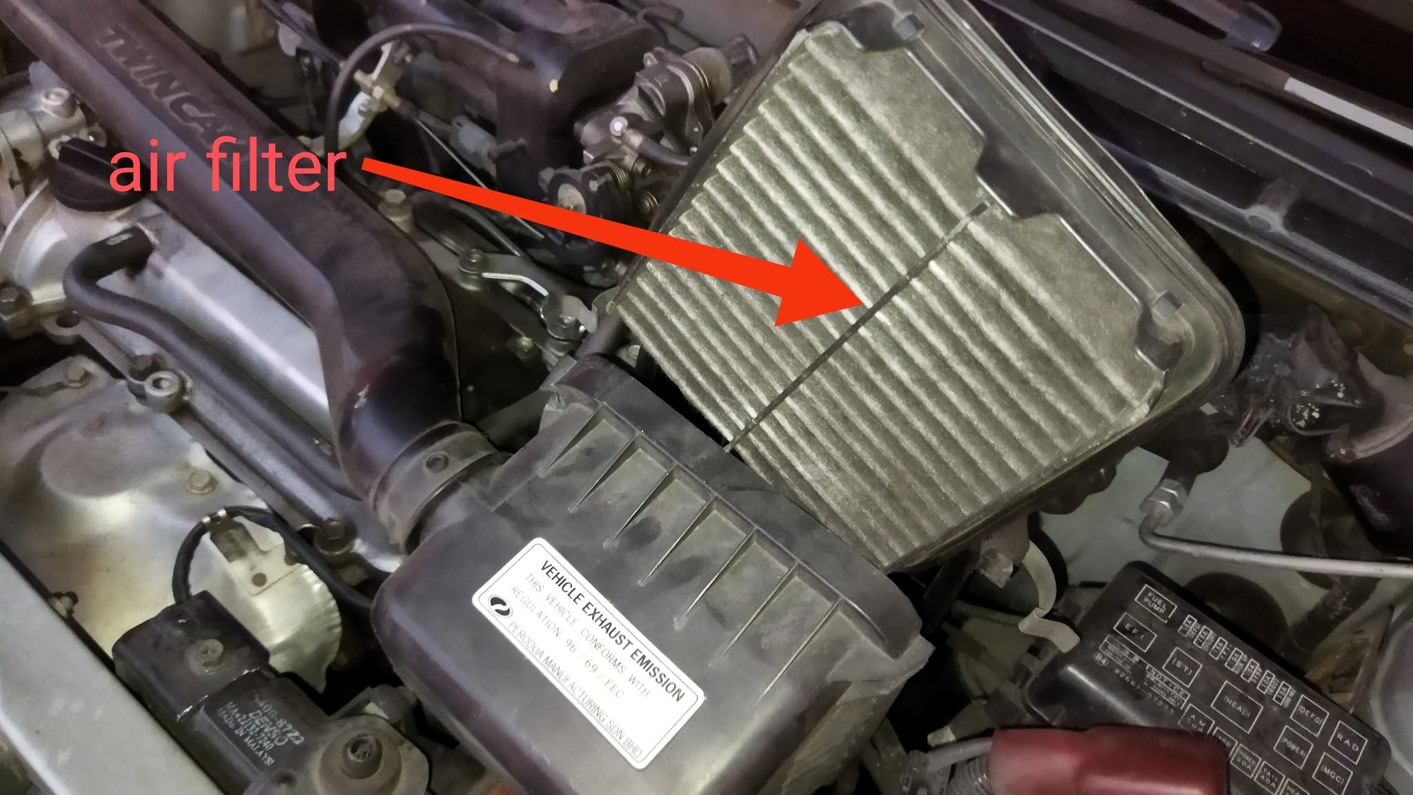 Life Begins at Forty Menukar penapis udara (air filter) kereta Perodua