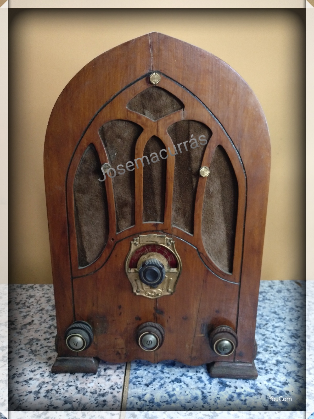 Radios de Válvulas JoseMaCurrás (Radios Antiguas) Radio Capilla