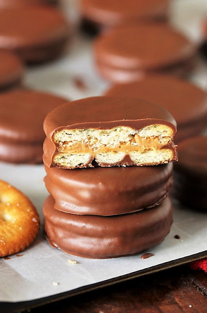 Chocolate Covered Peanut Butter Ritz Cookies Image
