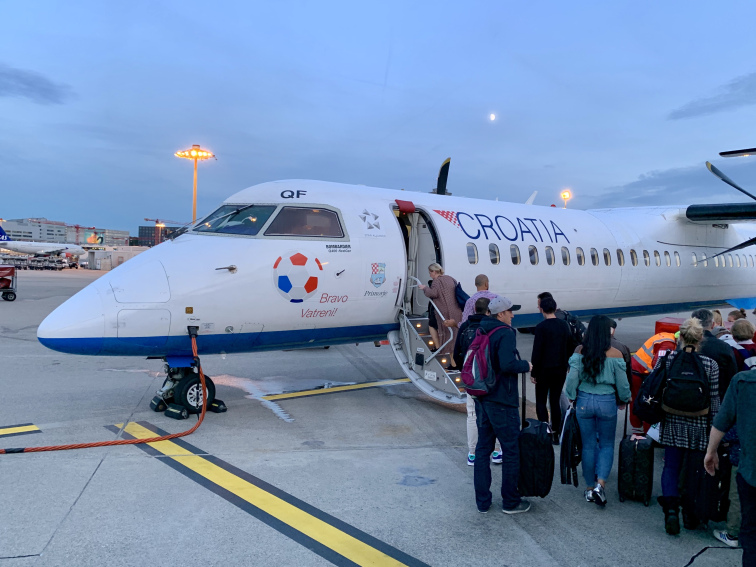 croatia airlines hand luggage