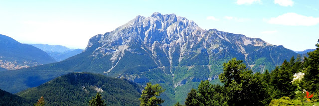 Vistes del Pedraforca pujant al cap de Tancalaporta Ascensió al cap de Tancalaporta o puig Terrers