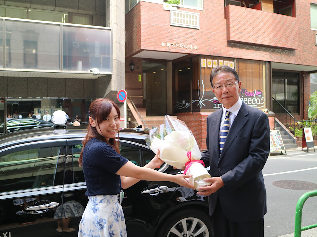 日野タクシー出発式