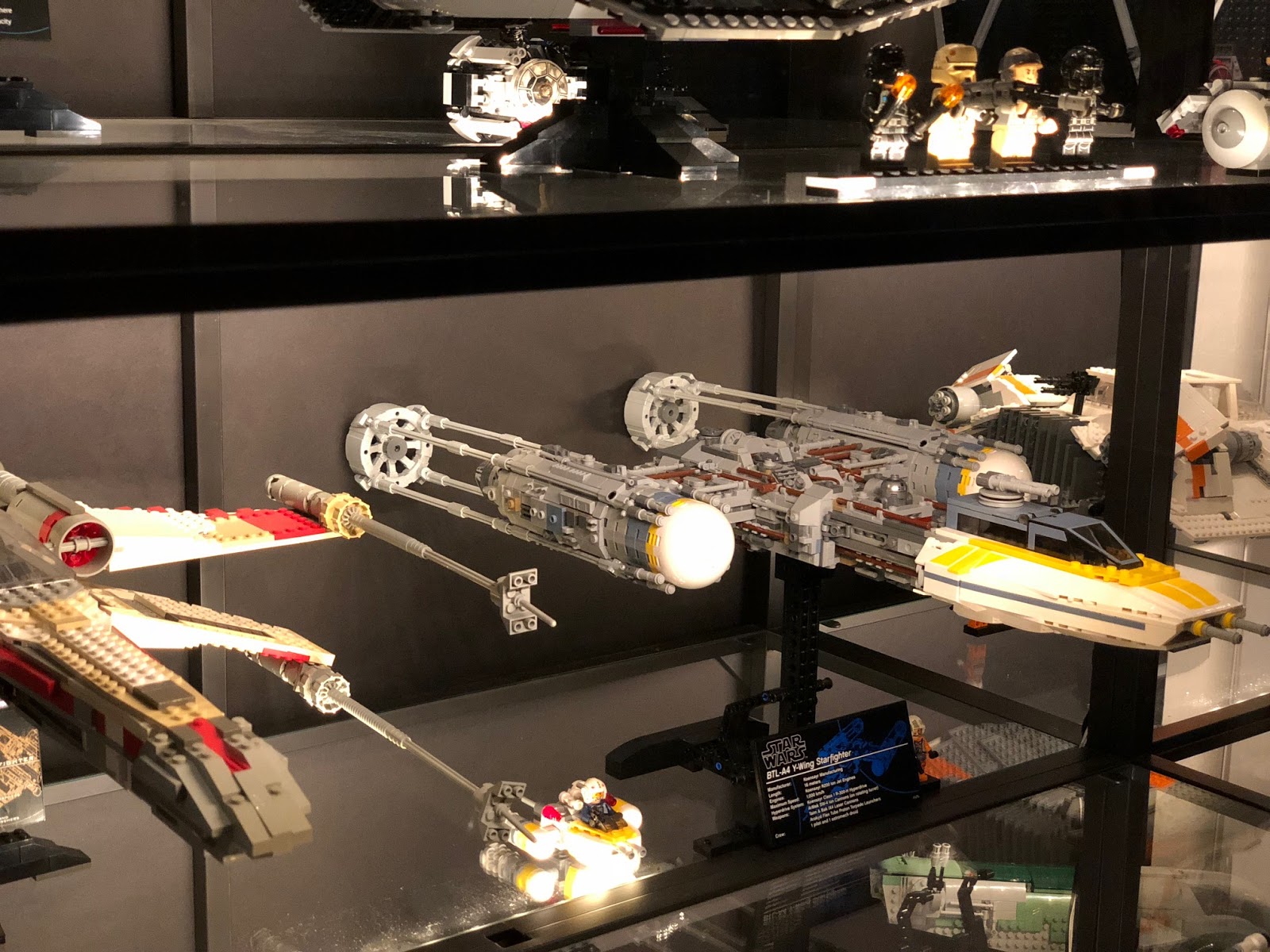 GEEK DIY BAM! LEGO STAR WARS DISPLAY WALL (PART 6 COST BREAKDOWN)