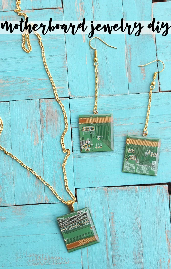 Upcycled Motherboard Pendant with Earrings Set using Resin!