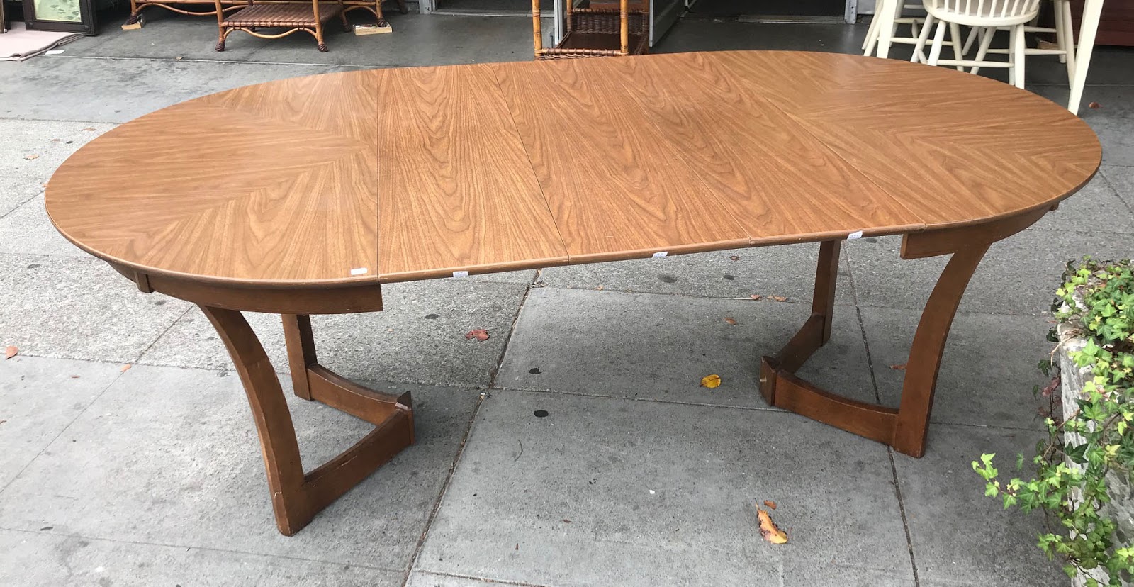 UHURU FURNITURE & COLLECTIBLES **SOLD** 34684 Keller MidCentury 48
