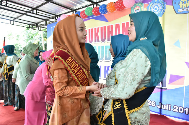 Hadir Dalam Pengukuhan Bunda PAUD Desa, Novita Hardini Berharap Segera Ada Sinkronisasi Program