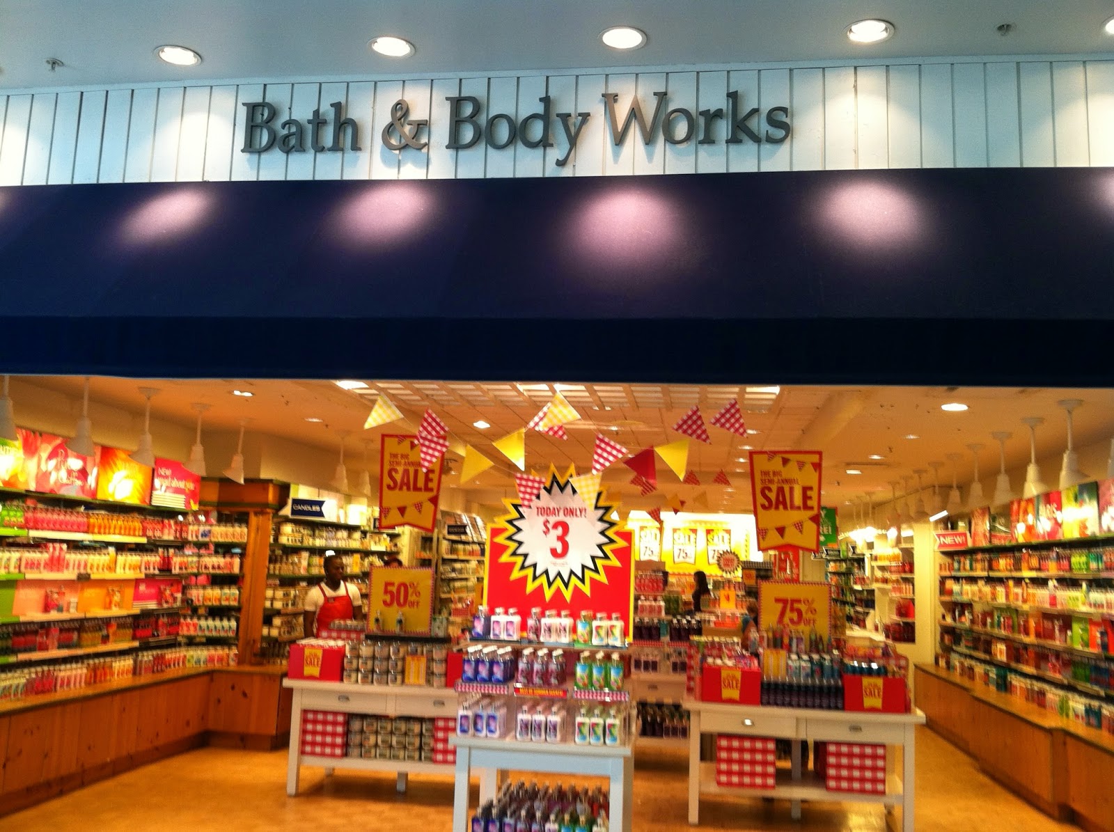 Thomasina's Words Picture Tour Of Crabtree Valley Mall Raleigh North