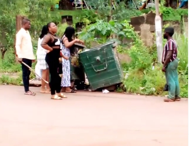 'Mad Man' allegedly nabbed while picking used sanitary pads in Enugu (video)