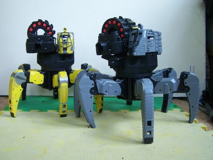 Southern Brisbane Nerf Club: Adventure Builders Spider Tank Kickstarter (this is awesome!)