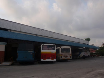 Stesen Bas Alor Gajah - Terminal bas teruk, tak diselenggara | Nasional