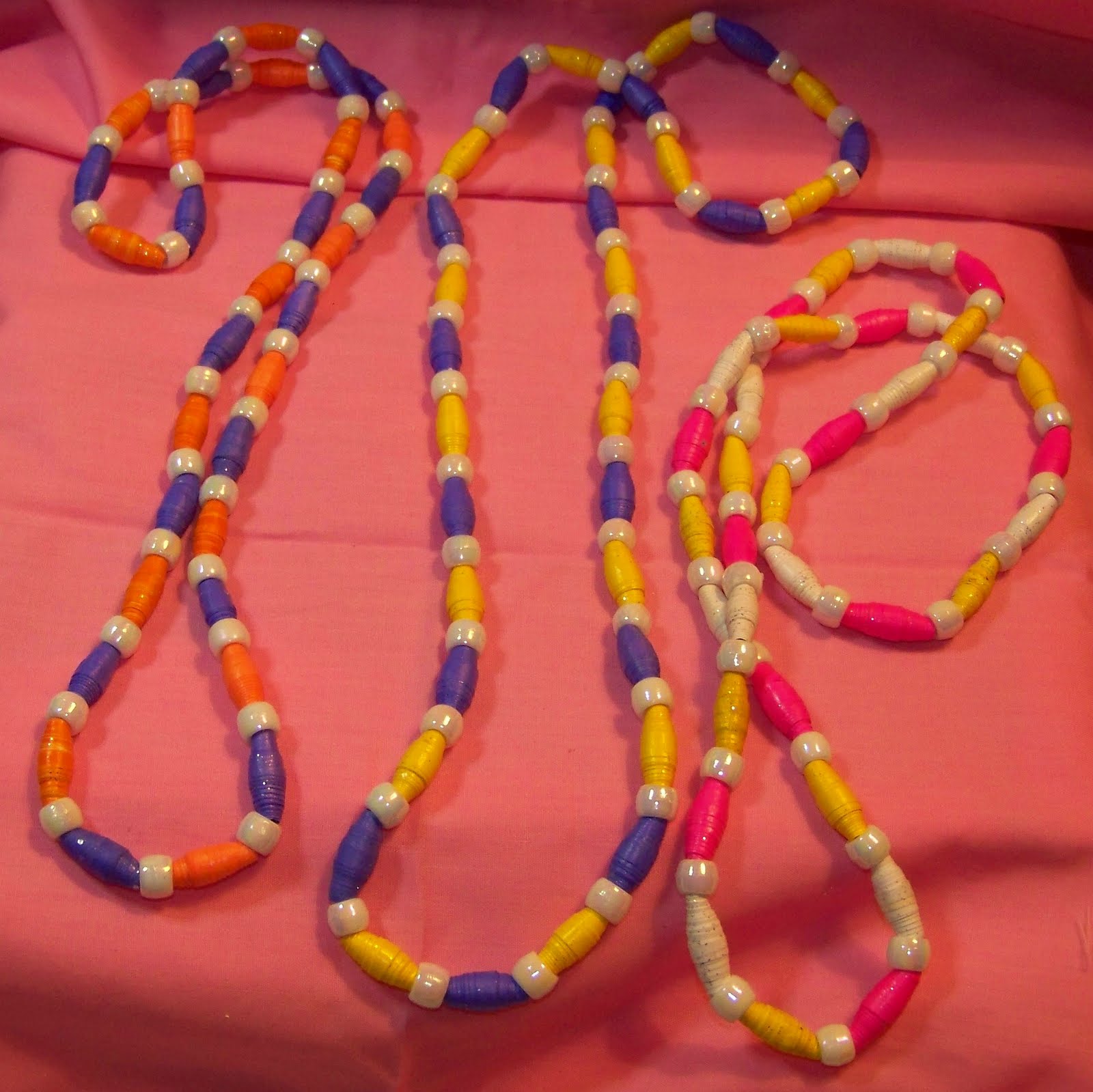 Crafty Jeanie Paper Necklaces