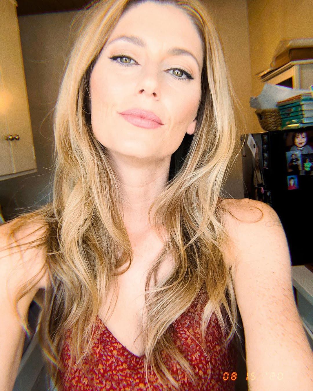 Diora Baird - Age, Height, Biography, Family | Famedify