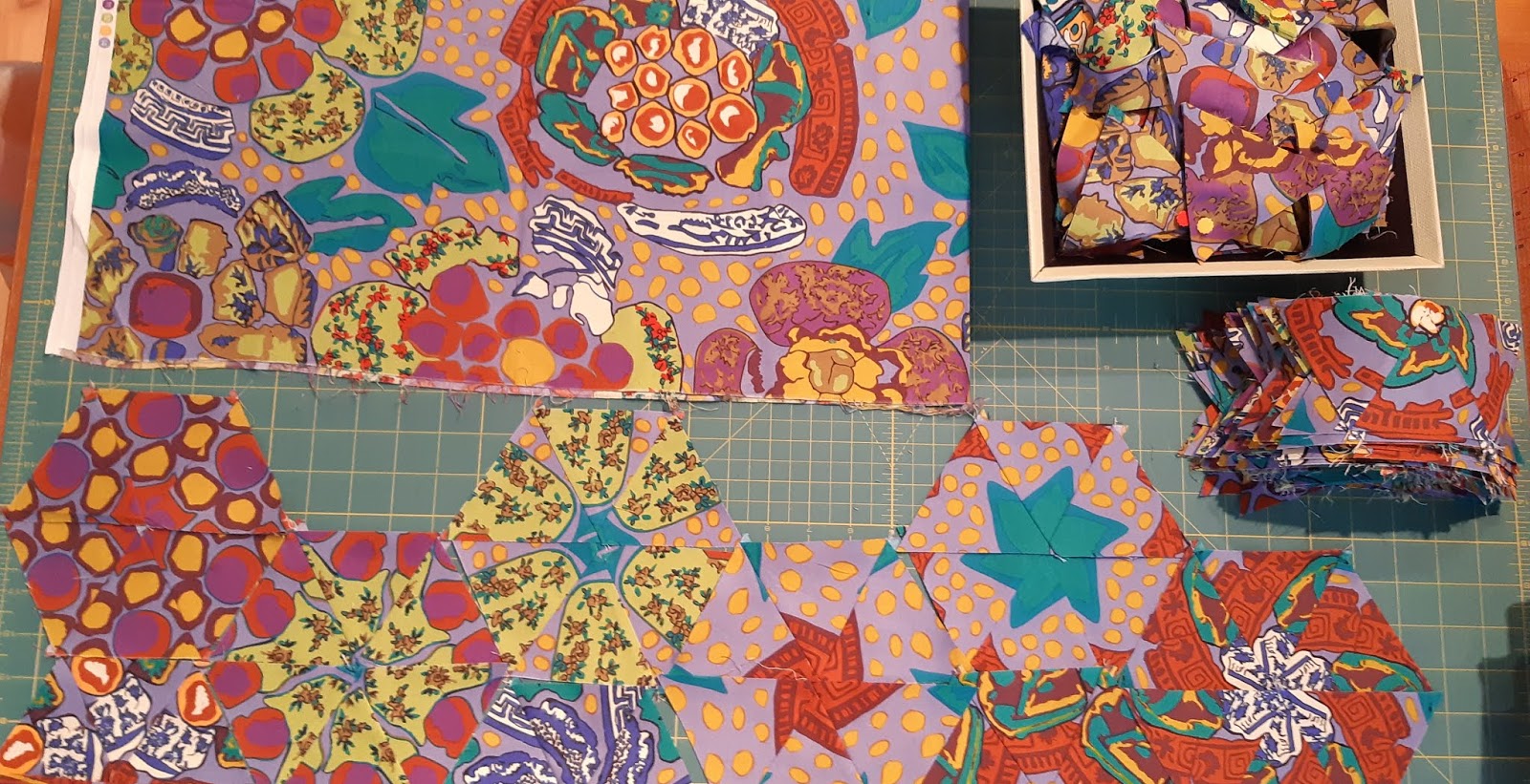 AlliKat Quilts Kaleidoscope / One Block Wonder Quilt