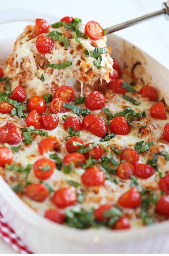 Cheesy Caprese Chicken & Quinoa Casserole