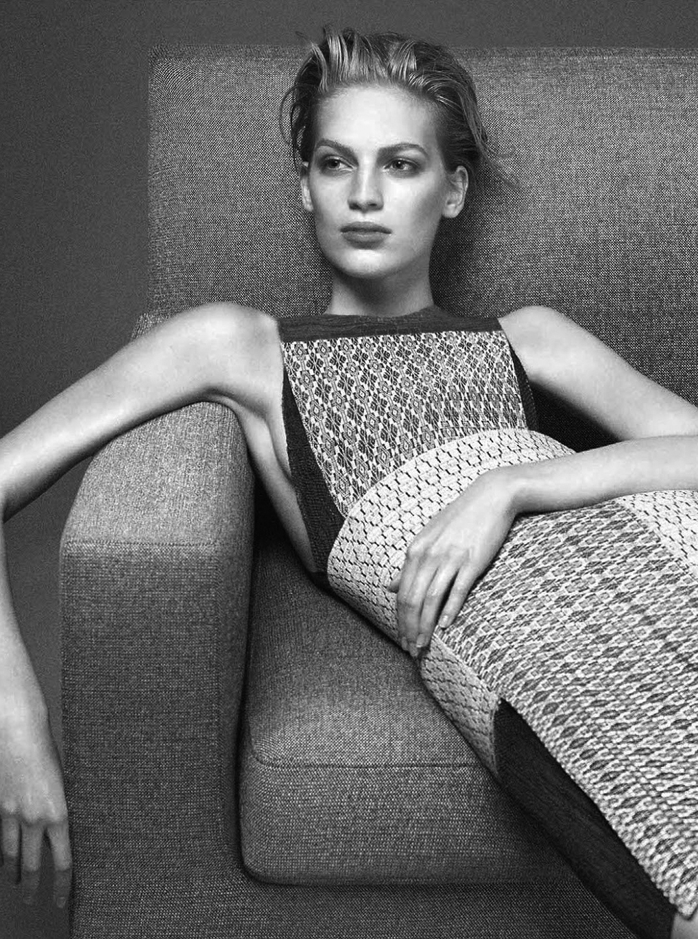 39 Lolas Vanessa Axente Clark Bockelman By Mert Alas Marcus Piggott For Calvin Klein S S 14