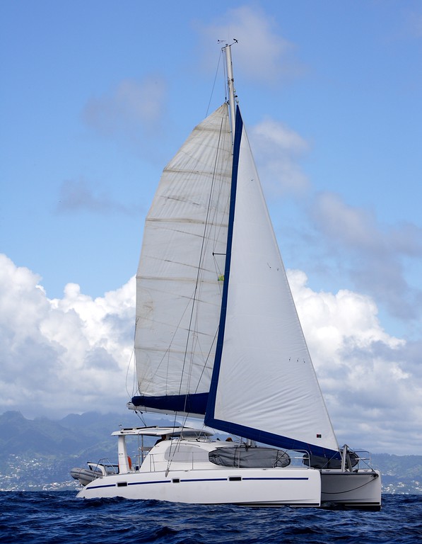 SV (Sailing Vesse)   Azure Wind