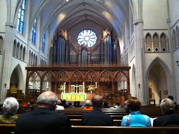 INSIDE ST MARTIN'S EPISCOPAL CHURCH ON WORLD COMMUNION SUNDAY 030611