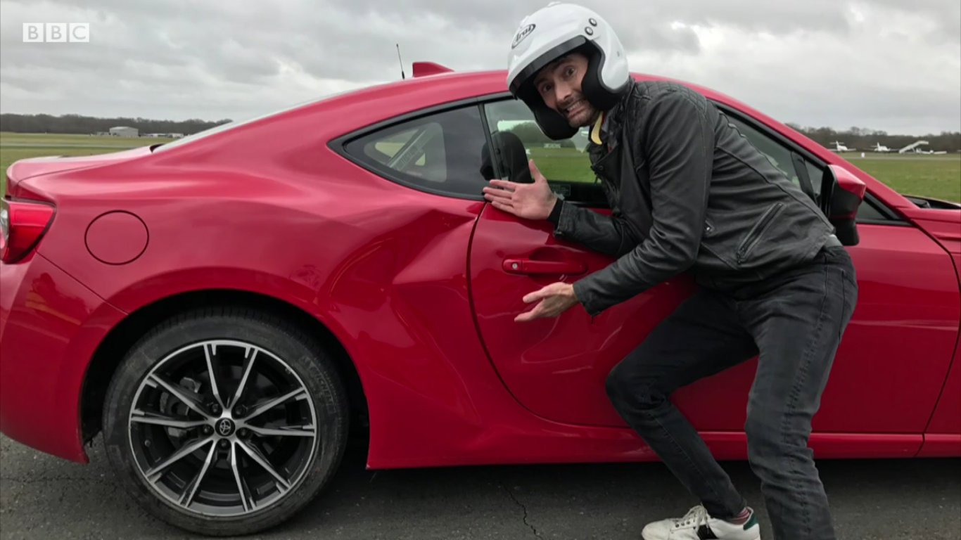 VIDEO & PHOTOS David Tennant Guests On Top Gear