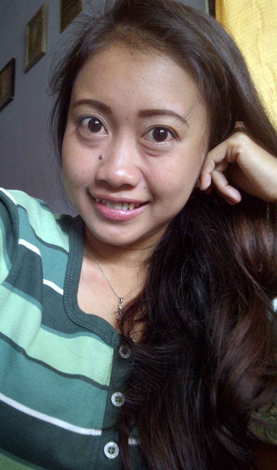 Dyah Arum Wulandari: Rambut pendek atau panjang? entahlah....