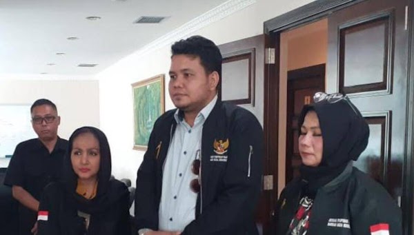 Relawan Barisan Muda Indonesia Raya Siap Meramaikan Pelantikan Jokowi Relawan Barisan Muda Indonesia Raya Siap Meramaikan Pelantikan Jokowi
