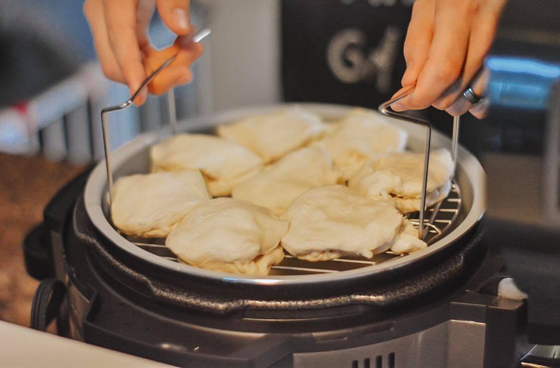 becca dutkiewicz Ninja Foodi Biscuits & Sausage Gravy