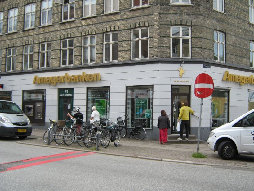 Valby og København, før og nu: Lån og Spar Bank åbner Valby Langgade i ...